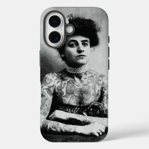 Funda iPhone 16 Fotografía vintage de una mujer tatuada