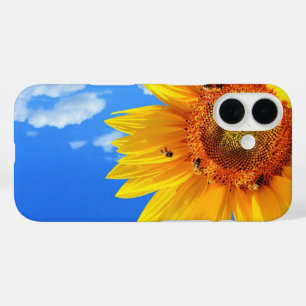 Funda iPhone 16 Girasol y abejas en cielo azul