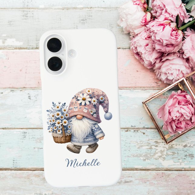 Funda iPhone 16 Gnome de flores de primavera azul rosa (pink blue spring time flowers gnome monogram name iPhone 16 15 14 13 12 11, Pro max plus phone case)