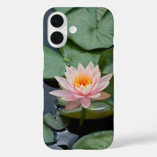 Funda iPhone 16 Jardín Zen de Flores Rosa Lotus
