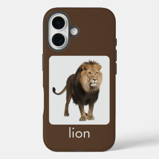 Funda iPhone 16 León sobre blanco y marrón con texto