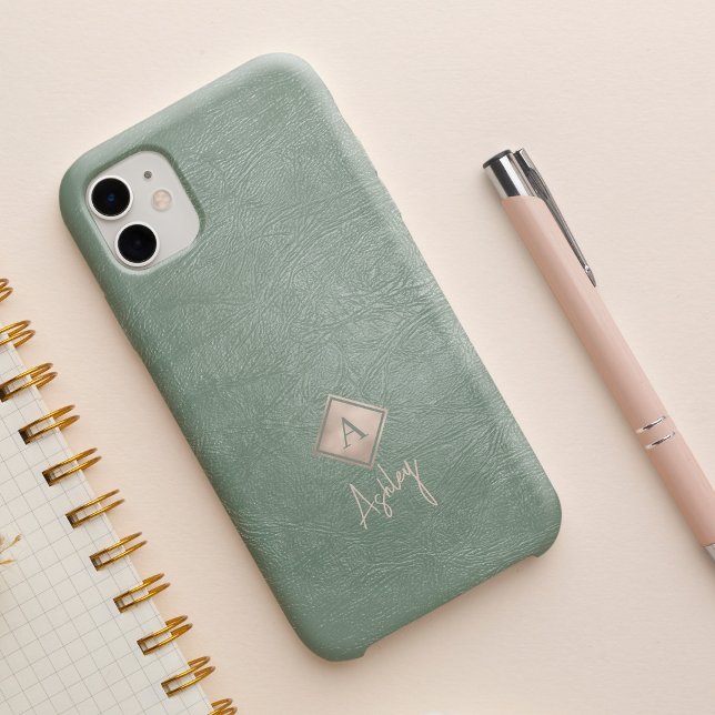 Funda iPhone 16 Letra monográfica y nombre de guión cuero de salvi (Subido por el creador)