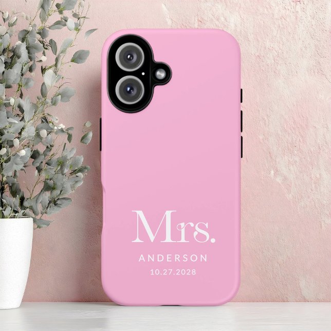 Funda iPhone 16 Luxe Elegance | Rosa Sra. y Boda Date (Subido por el creador)