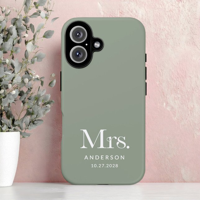 Funda iPhone 16 Luxe Elegance | Sage Green Mrs y Boda Date (Subido por el creador)