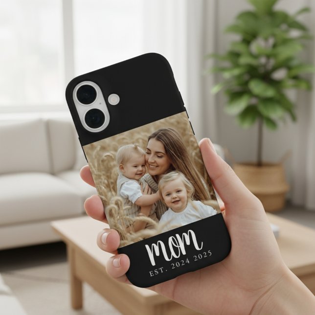 Funda iPhone 16 Magnet de regalo fotográfico establecido por mamá (simple trendy black and white photo mom established date iphone case for modern stocking stuffer)