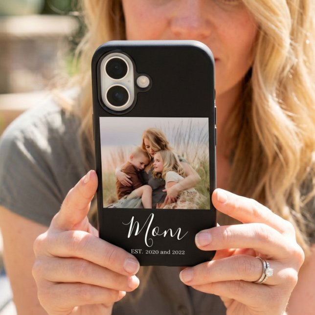 Funda iPhone 16 Mamá Estableció Elegante Escritura de Foto (Subido por el creador)