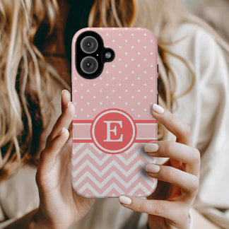 Funda iPhone 16 Monograma de puntos de Chevron de coral y Preppy r