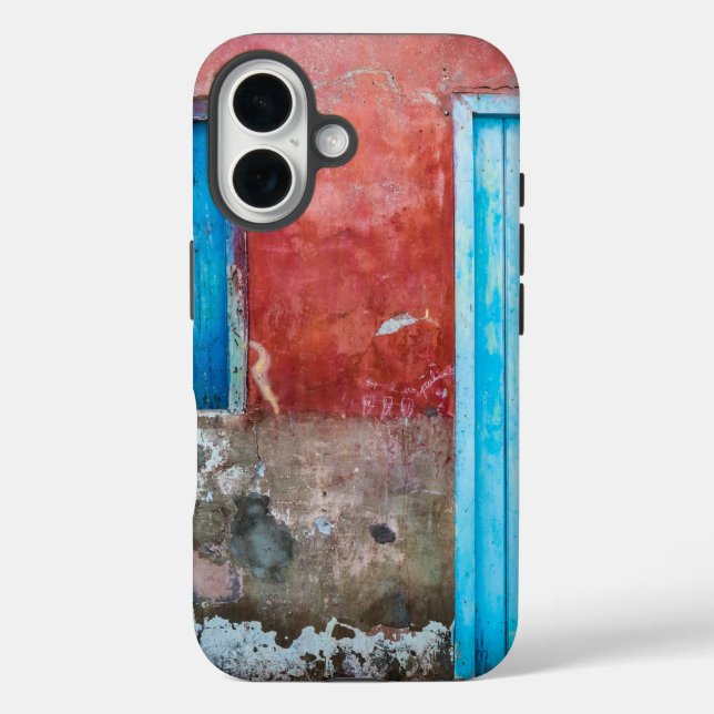 Funda iPhone 16 Muro rojo, azul y gris, puerta y ventana (Reverso )