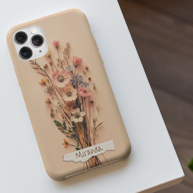 Funda iPhone 16 Nombre personalizado de flores silvestres preñadas (Subido por el creador)
