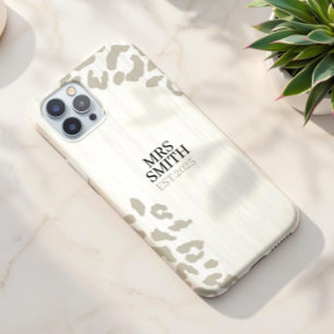 Funda iPhone 16 Nombre personalizado y año de impresión de leopard
