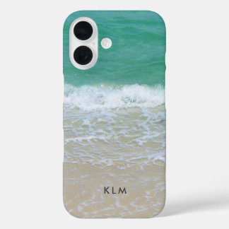 Funda iPhone 16 Ondas costeras en monograma de arena
