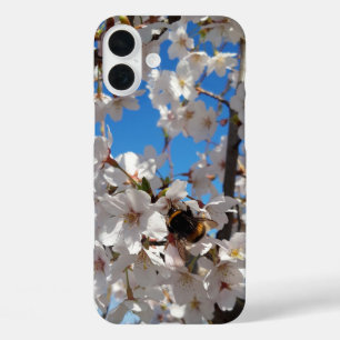 Funda iPhone 16 Plus Bumblebee en flor de cerezo salvaje