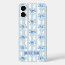 Funda iPhone 16 Plus Lazos Coquette Azules en Rayas Monogramadas