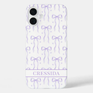 Funda iPhone 16 Plus Lazos de Coqueta Morada Monogramados