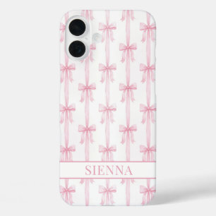 Funda iPhone 16 Plus Lazos de Coqueta Rosa con Monograma Rayado