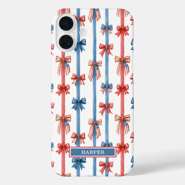 Funda iPhone 16 Plus Lazos Patrióticos y Rayas Monogramadas (Reverso )