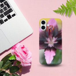 Funda iPhone 16 Plus Lirio de lavanda