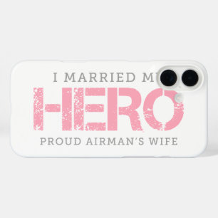 Funda iPhone 16 Plus Me casé con mi héroe - la esposa de Airman