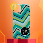 Funda iPhone 16 Plus Monograma simple con patrón de cherón negro azul<br><div class="desc">Verde verde azulado y Esmeralda - Un diseño divertido y brillante con un área para monogramas o nombres. Si necesita ajustar la ilustración o cambiar el tipo de letra,  puede hacer clic en el área personalizar. Esto le llevará a la herramienta de diseño donde puede hacer muchos cambios.</div>