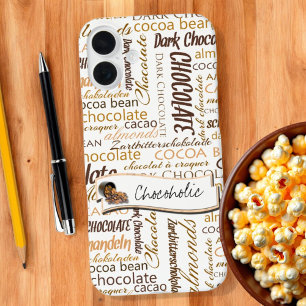 Funda iPhone 16 Plus Tipografía Collage de Palabras Multilingüe para Ch