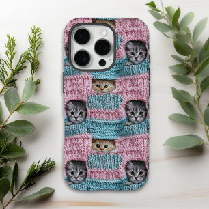 Funda iPhone 16 Pro Cute Gatos Pink Blue Knitly