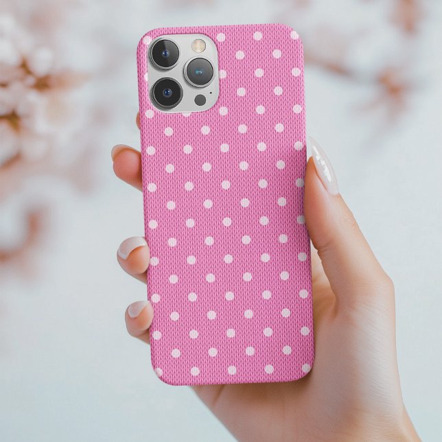 Funda iPhone 16 Pro Dotty Delight Pink (A Dotty Delight Pink Case-Mate iPhone Case is in hand.)