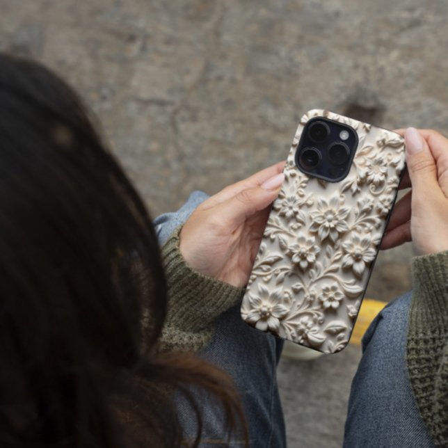 Funda iPhone 16 Pro Ivory Bloom (Subido por el creador)