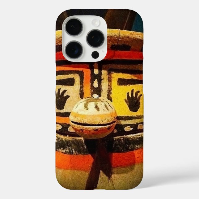 Funda iPhone 16 Pro Kachina Doll Cara de madera tallada Foto negrita (Reverso )