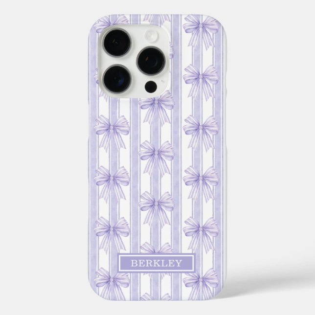 Funda iPhone 16 Pro Lazos de Coqueta Morada en Rayas Monogramadas (Reverso )
