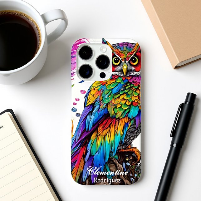 Funda iPhone 16 Pro Lechuza arco iris entre plumas (Subido por el creador)