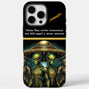 Funda iPhone 16 Pro Max Alienígenas se reúnen por la nave espacial dorada