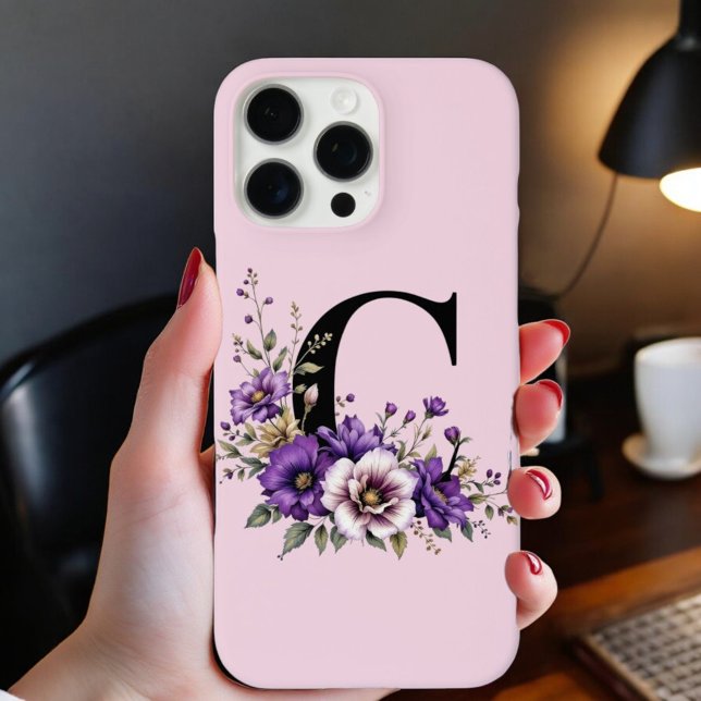 Funda iPhone 16 Pro Max Bloom de lavanda: Monogramado inicial 'C' (Subido por el creador)