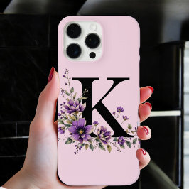 Funda iPhone 16 Pro Max Bloom de lavanda: Monogramado inicial 'K'