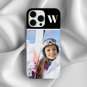 Funda iPhone 16 Pro Max Foto de Deporte de Invierno Monograma Negro