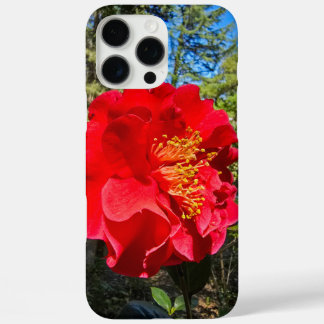 Funda iPhone 16 Pro Max hermosas flores rojas de Camellia en los jardines