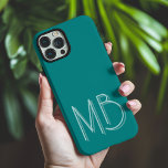 Funda iPhone 16 Pro Max Iniciales de monograma Verde azulado moderno conte<br><div class="desc">Los Fundas Modern Verde azulado Monograma Iniciales Contemporáneos Phone 16 Pro Max presentan un monograma personalizado de su personalizado en tipografía de escritura moderna. Perfecto para familia y amigos por cumpleaños,  Navidades,  vacaciones,  Día de la Madre,  Día del Padre y más. Diseñado por ©2024 Evco Holidays www.zazzle.com/store/evcoholidays</div>