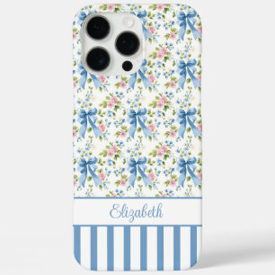 Funda iPhone 16 Pro Max Lazos Coquette Azules Con Flores Monogramadas