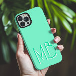 Funda iPhone 16 Pro Max Moderno Aquamarine Monograma Iniciales Contemporán<br><div class="desc">Los Fundas Modern Aquamarine Monogram Iniciales Contemporáneos Phone 16 Pro Max cuentan con un monograma personalizado de su personalizado en tipografía de escritura moderna. Perfecto para familia y amigos por cumpleaños,  Navidades,  vacaciones,  Día de la Madre,  Día del Padre y más. Diseñado por ©2024 Evco Holidays www.zazzle.com/store/evcoholidays</div>