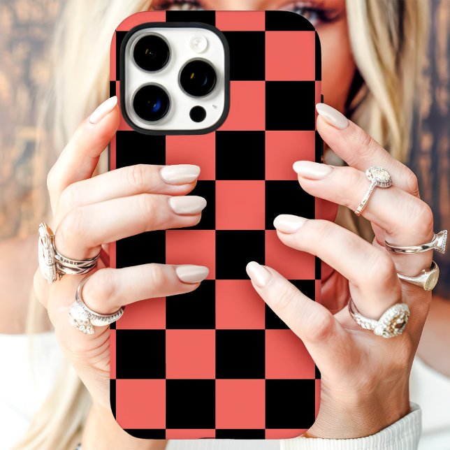 Funda iPhone 16 Pro Max Tablero de ajedrez negro de coral (Subido por el creador)