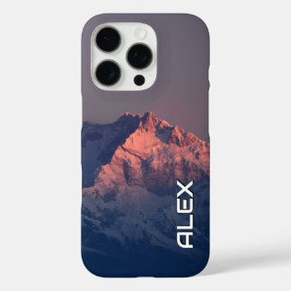 Funda iPhone 16 Pro Montaña Con Techo De Nieve Bajo Cielo Oscuro