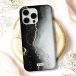 Funda iPhone 16 Pro Ombre Negro y Oro Moody Agate Monograma moderno<br><div class="desc">Proteja su teléfono con estilo con este elegante estuche para iPhone "Ethereal Mist" que presenta un diseño cautivador y acentos falsos metálicos. Perfecto para los amantes del lujo y el arte moderno, este funda está disponible para muchos modelos de iPhone y Samsung, ofreciendo opciones de funda Barely There y Tough...</div>
