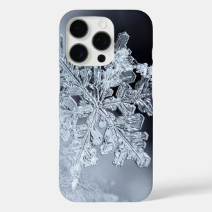 Funda iPhone 16 Pro Patrón de Snowmans y Snowflakes Seamless