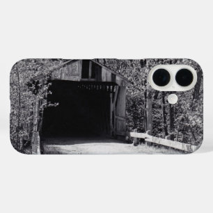 Funda iPhone 16 Puente cubierto