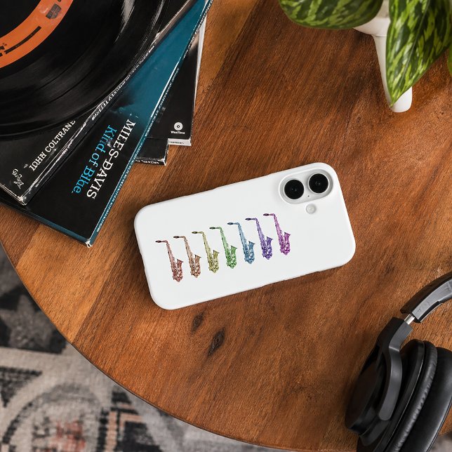 Funda iPhone 16 Saxofón arcoíris colorido (A phone case with a colorful lineup of alto saxophones.)