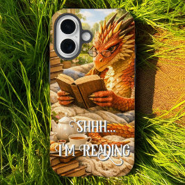 Funda iPhone 16 Shhh… Estoy leyendo Dragón de lectura acogedora