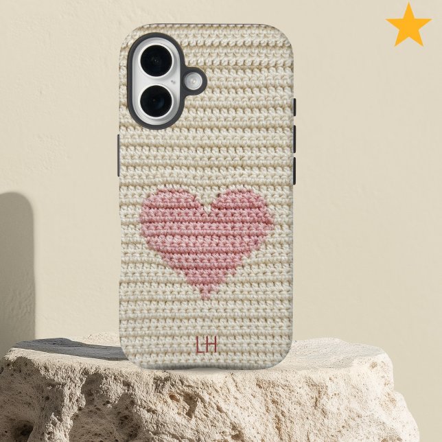 Funda iPhone 16 Sweet Pink Heart Crochet Yarn Custom Initials (Subido por el creador)