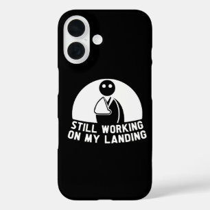 Funda iPhone 16 Todavía estoy trabajando en mi aterrizaje, supervi