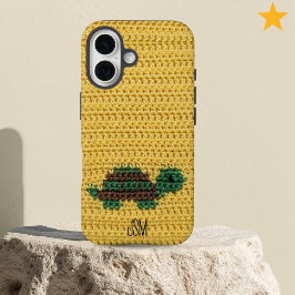 Funda iPhone 16 Tortuga de ganchillo adorable con iniciales person