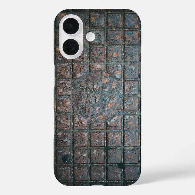 Funda iPhone 16 Weathered Metal Grate (Reverso )