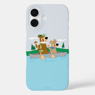 Funda iPhone 16 Yogi Bear y Boo Fun Canoaventura